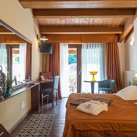 Delle Terme Santa Agnese מלון 4*