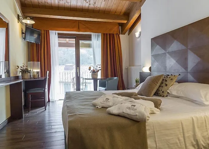 Delle Terme Santa Agnese فندق