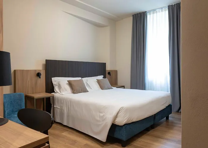 Delle Terme Santa Agnese 4* بانيو دي رومانيا