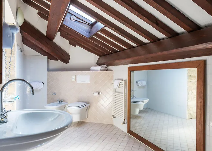 Delle Terme Santa Agnese 4* بانيو دي رومانيا